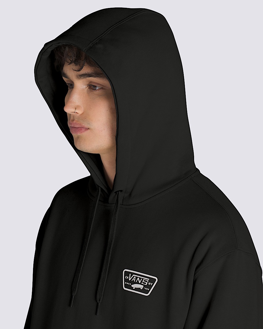 pullover-hoodie mit durchgehendem aufnäher