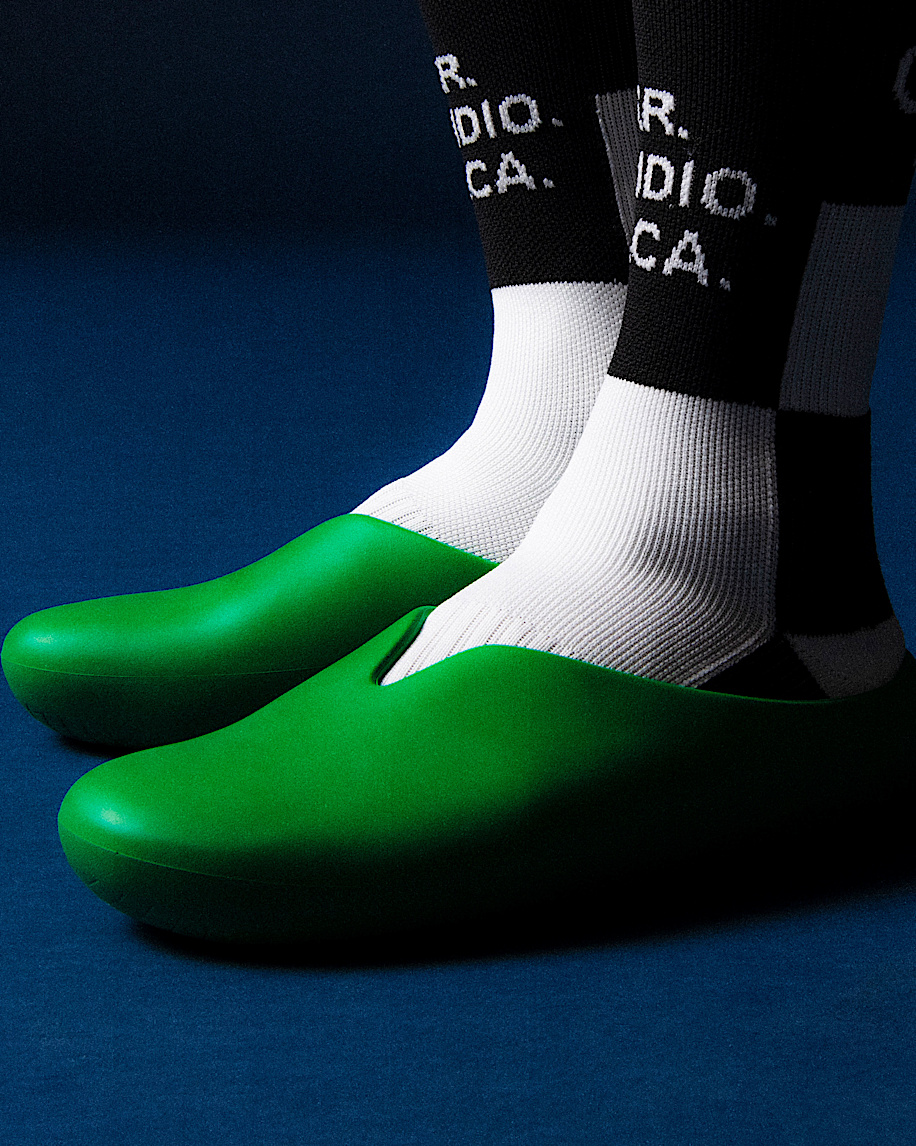 otw von vans x sr studio. la. ca. clog
