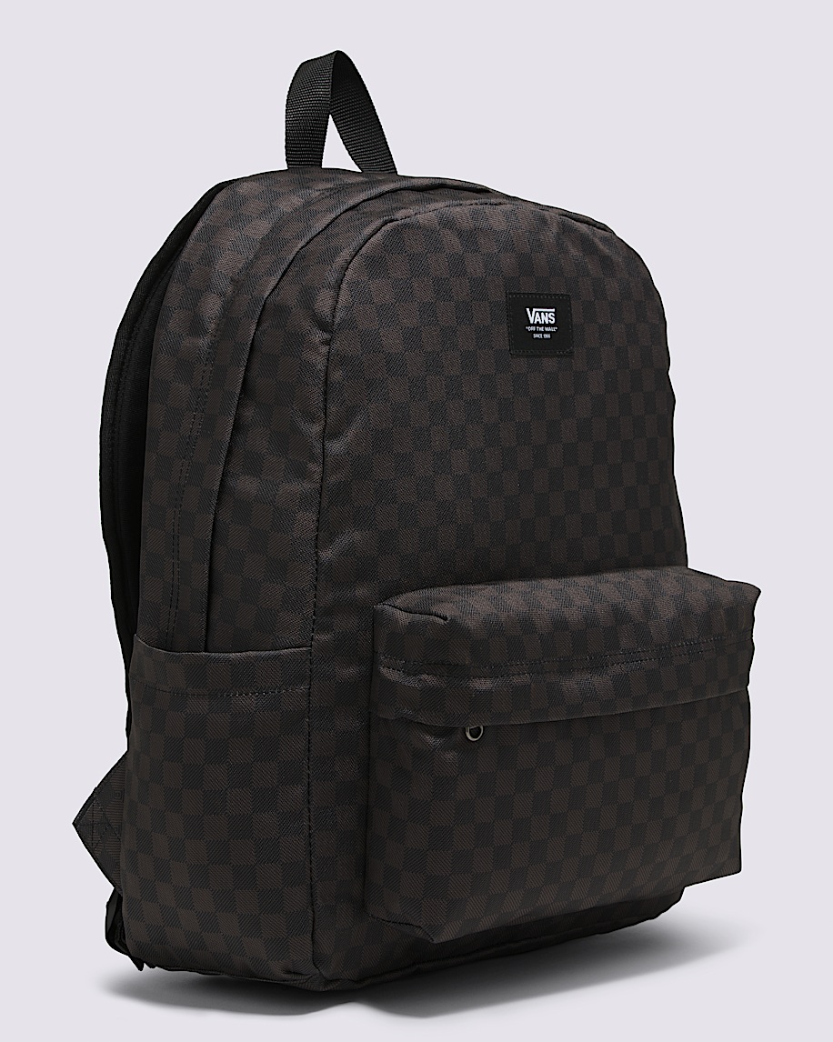 old-school-rucksack mit schachbrettmuster