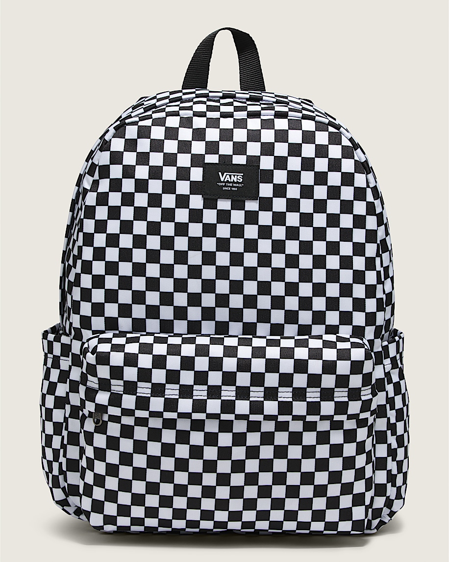 old-school-rucksack mit schachbrettmuster