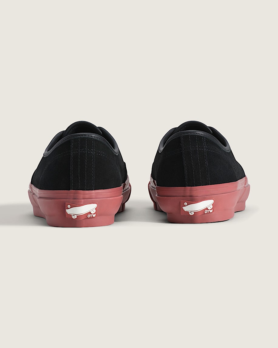 otw authentic 44 siped vibram