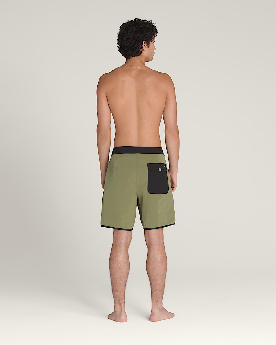 everride scalloped 18 boardshorts