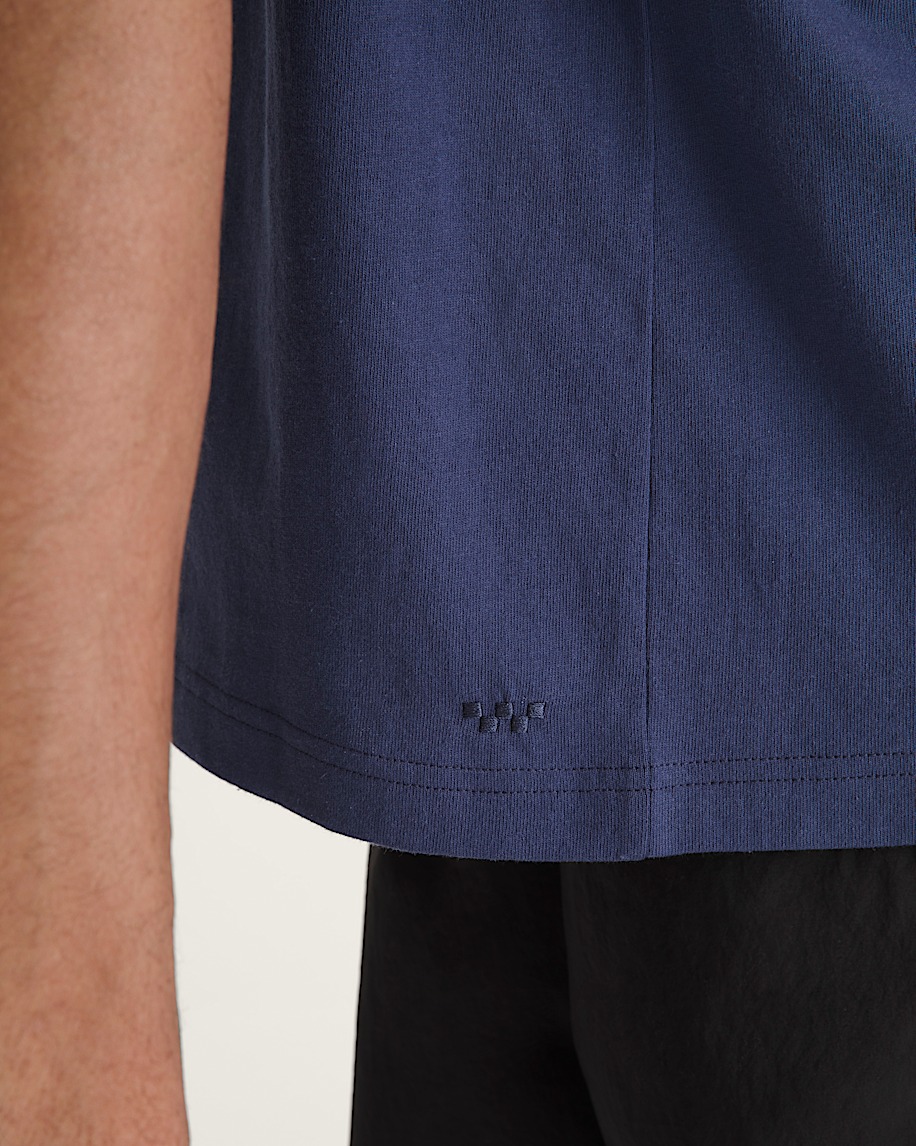 skate blurred t-shirt