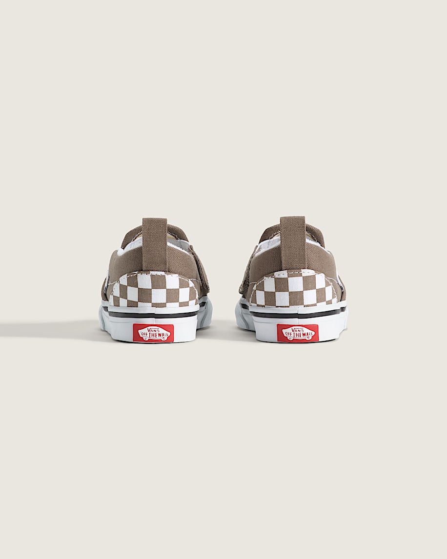 kleinkind-schlupfschuh mit v-förmigem schachbrettmuster