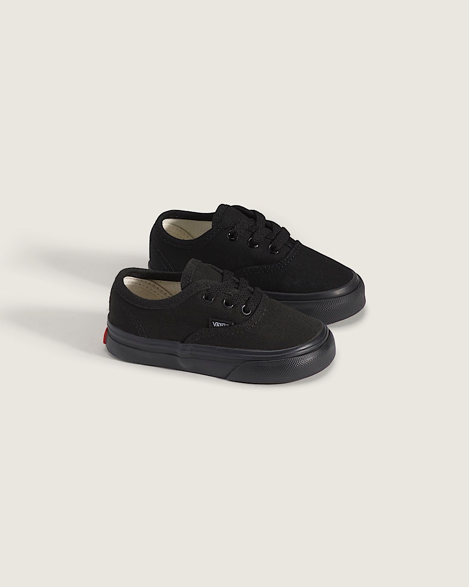 authentischer schuh für kleinkinder