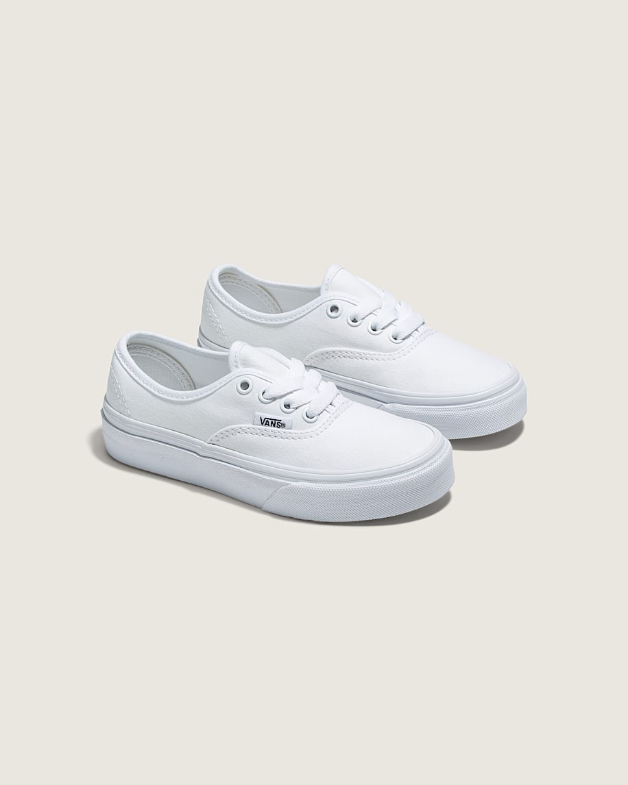 authentischer schuh für kleine kinder