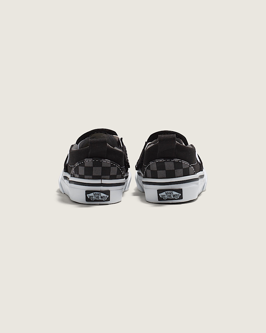 klassischer slip-on-schuh für kleinkinder mit v-förmigem schachbrettmuster